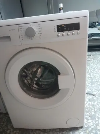 Lavadora Blanca Frontal. 8kg