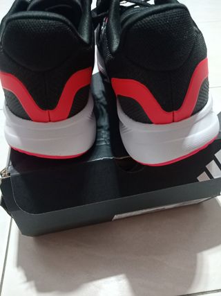 Scarpe da ginnastica Adidas nere rosse 38
