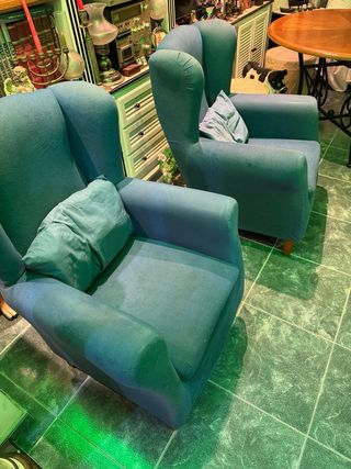 Sillones de tela azul