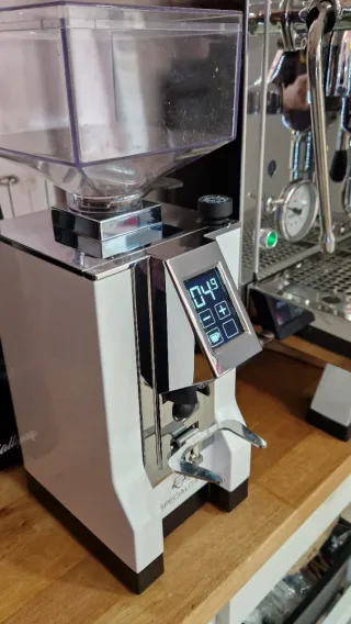 Pack Barista. Cafetera Rocket+ Molinillo+Picamarro