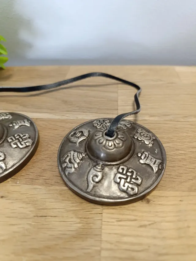 Crótalos símbolos Auspiciosos