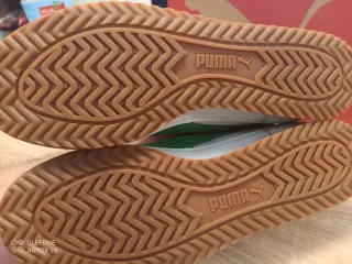 Zapatillas Puma Blancas y Verdes