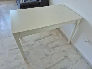 Mesa Ikea extensible blanca 70x80 a 70x120