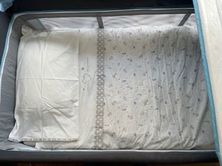 Cuna de viaje BBest con colchón