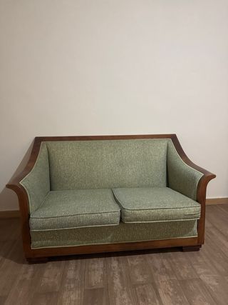 Sofá de 2 plazas en buen estado