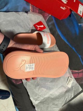 Chanclas Puma nuevas. Talla 38. Sin uso.