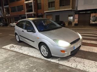 Ford Focus 2.0 16V 130 CV – Motor Zetec muy fiable