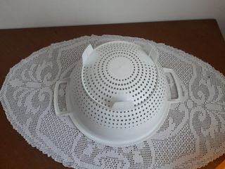 Set 5 Utensili Cucina: Scolapasta, Tagliere