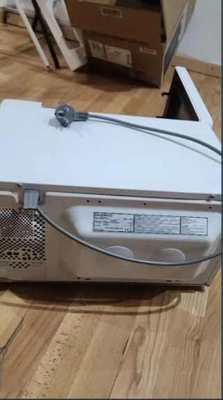Horno Microondas Daewoo Blanco no lleva plato