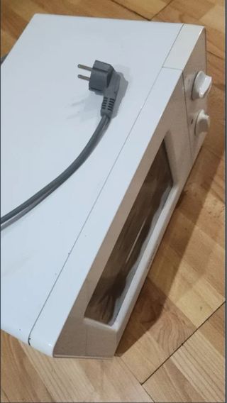 Horno Microondas Daewoo Blanco no lleva plato