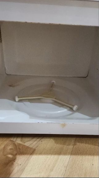 Horno Microondas Daewoo Blanco no lleva plato