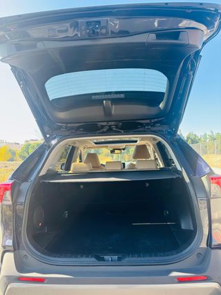 TOYOTA RAV4 HYBRID LUXURY PANORAMICO