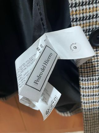 Abrigo cuadros forro nuevo