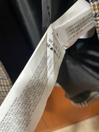 Abrigo cuadros forro nuevo