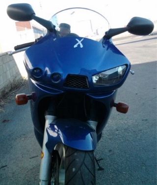 Yamaha R6 Sportbike Azul