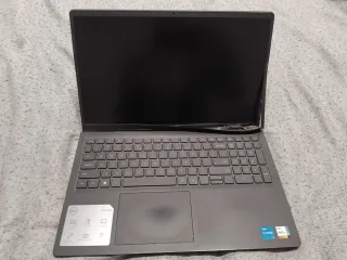 Portátil Negro Pantalla Rota (Funciona)