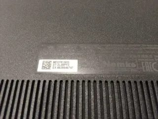 Portátil Negro Pantalla Rota (Funciona)