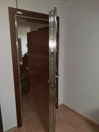 Puerta blindada grado 5