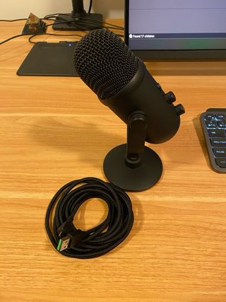 Micrófono Razer Seiren V2 Pro Negro Metal