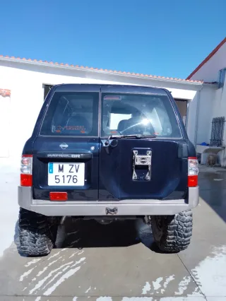 Nissan Patrol GR Y61