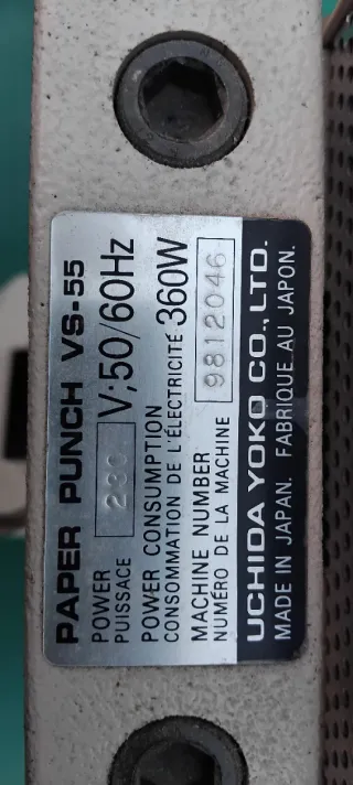 Perforadora profesional Uchida