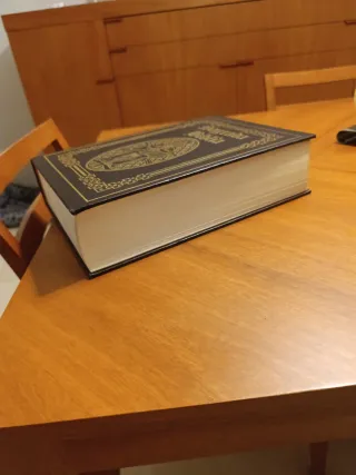 La Sagrada Biblia