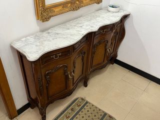 Aparador madera y mármol
