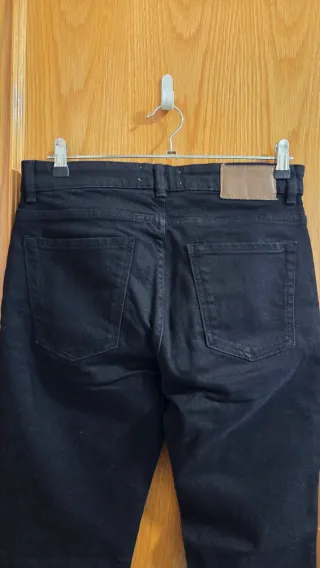 Pantalón vaquero negro Pull&Bear Talla M