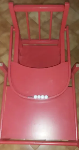 Trona de madera para bebé