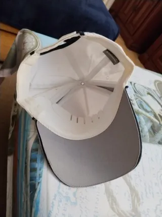 Gorra Iveco sin estrenar