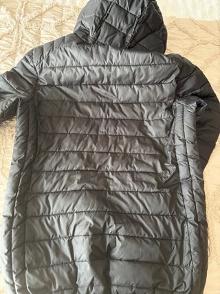 Cazadora Ellesse Negra con Capucha