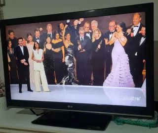 Televisión lg 42CS460