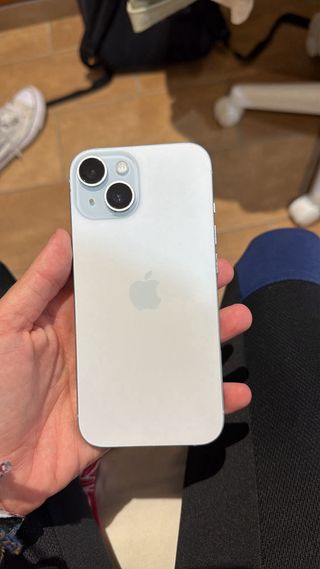 iPhone 15 128GB Azul Claro