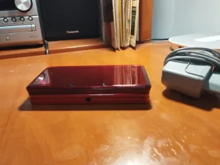 Nintendo 3DS Rossa + Caricatore