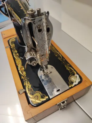 MAQUINA DE COSER SINGER ANTIGUA