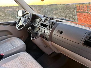 Volkswagen Transporter 2010