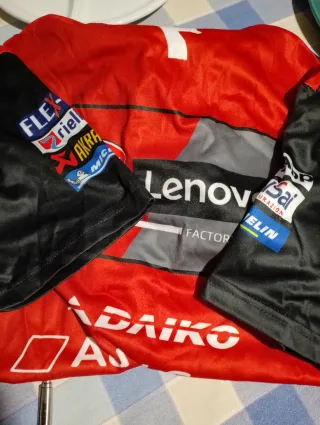 Zapatillas Ciclismo Rojo Talla 43 maillot XL