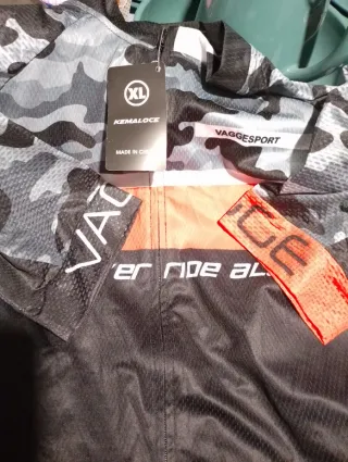 Zapatillas Ciclismo Rojo Talla 43 maillot XL