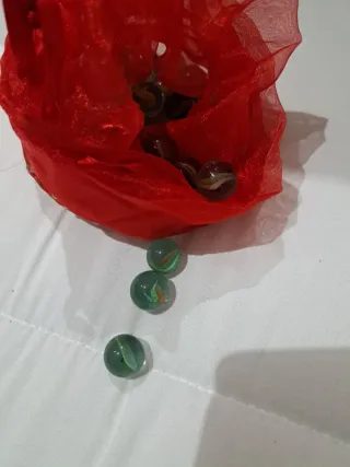 Canicas de cristal decorativas y para jugar