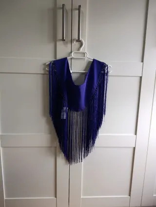 Mantoncillo Flamenco Morado con Flecos