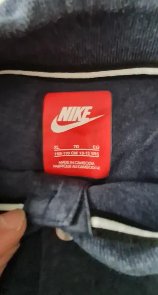 Polo Nike Azul Talla XL Niño. 13 años 158 cm