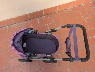 Cochecito de muñecas