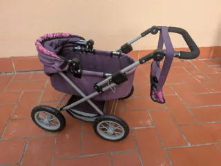 Cochecito de muñecas