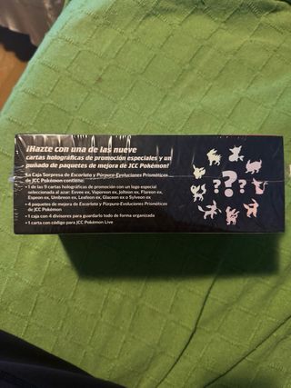 Caja Sorpresa Pokémon Evoluciones Prismaticas