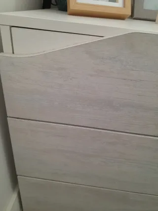 Cabecero y mesillas de noche