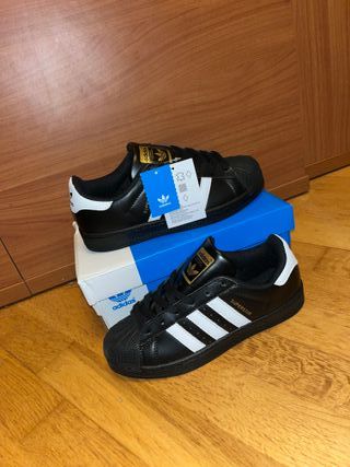 Adidas Superstar Negras Talla 38