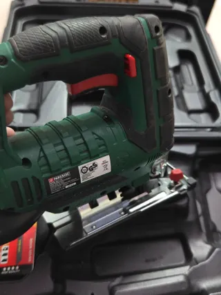 Sierra de calar inalámbrica Parkside X20V