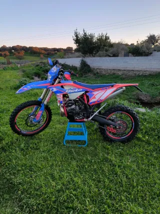 Beta 300 RR 2T Enduro Moto