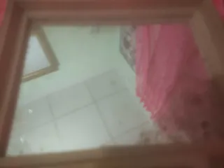 Preciosa caja vintage con espejo.Es muy antigua