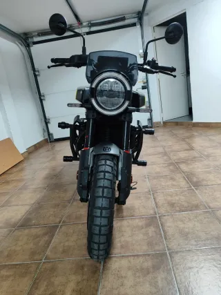 Husqvarna Svartpilen 401 2025